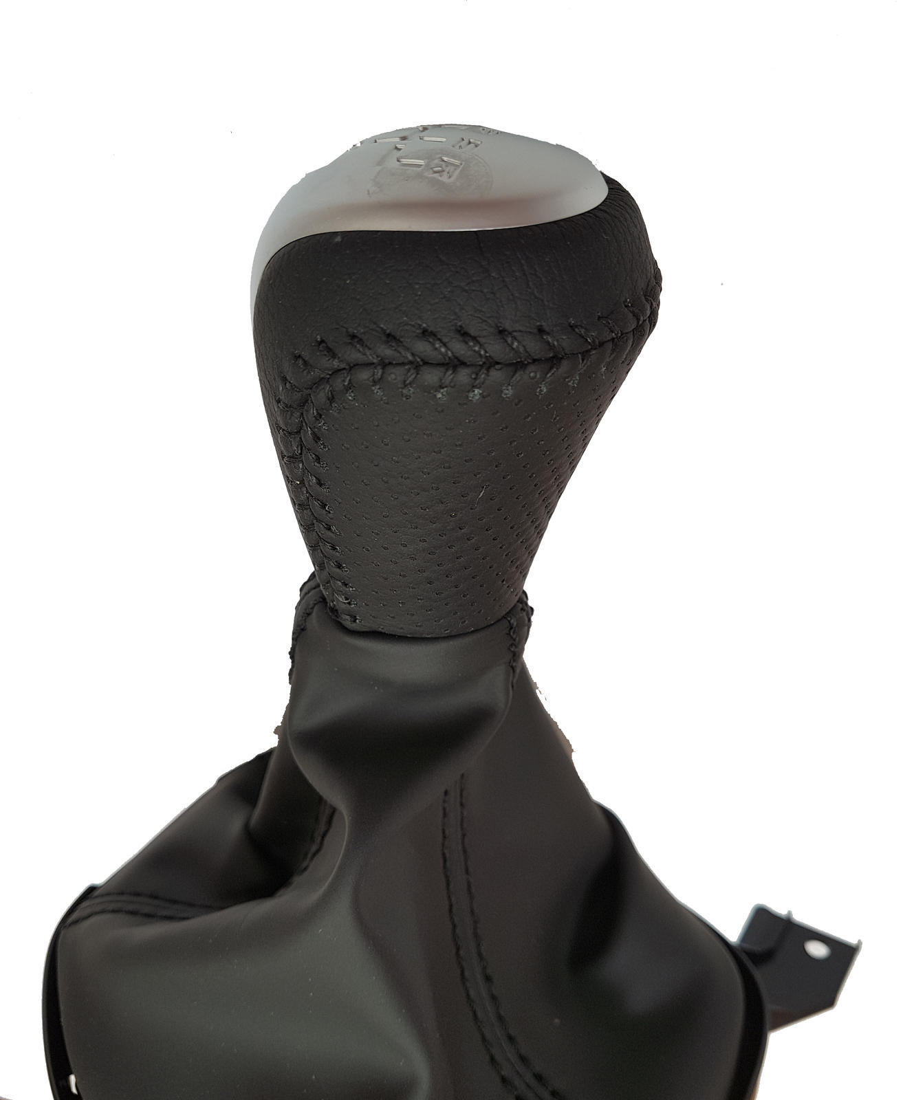 GEAR KNOB & BOOT LEATHER MANUAL Black suitable for Holden COMMODORE VE