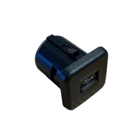 Socket Usb Akk416/Apk416 39105-54P00 for Suzuki
