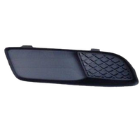 Fog lamp insert RH - Front Bumper 92163955 for GM Holden VZ Exec S1
