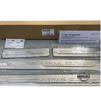 Kick Plate Kit G6950-4CF0AAU for Nissan