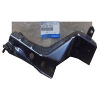 Bracket(L) Bump Shroud UC2E-53-12YE for Mazda