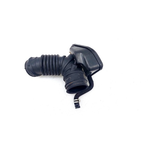 Duct Air Cleaner To Thrott 1505A628 for Mitsubishi